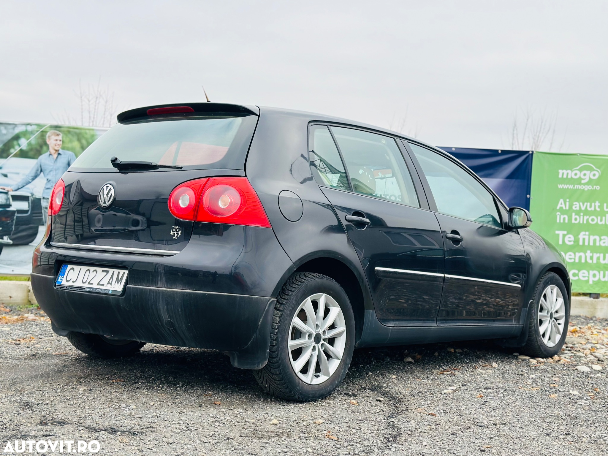 Volkswagen Golf 1.6 Comfortline - 3