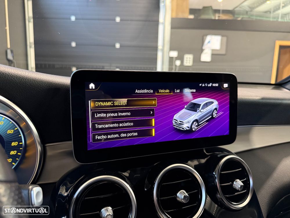 Mercedes-Benz GLC 300 de Coupe 4Matic 9G-TRONIC AMG Line - 29