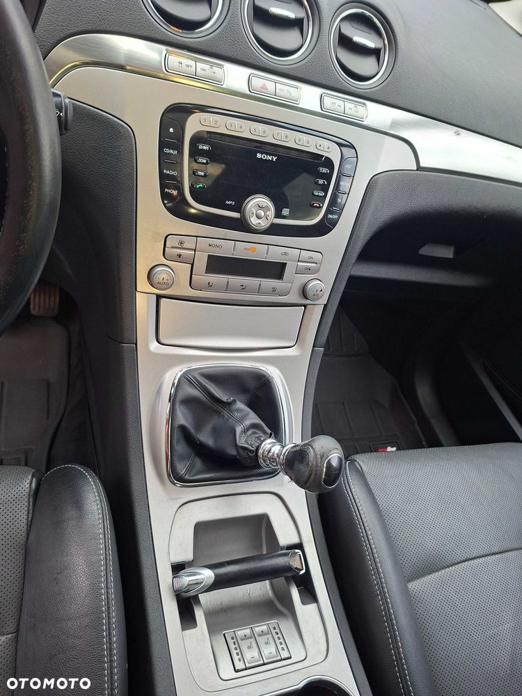 Ford S-Max - 4