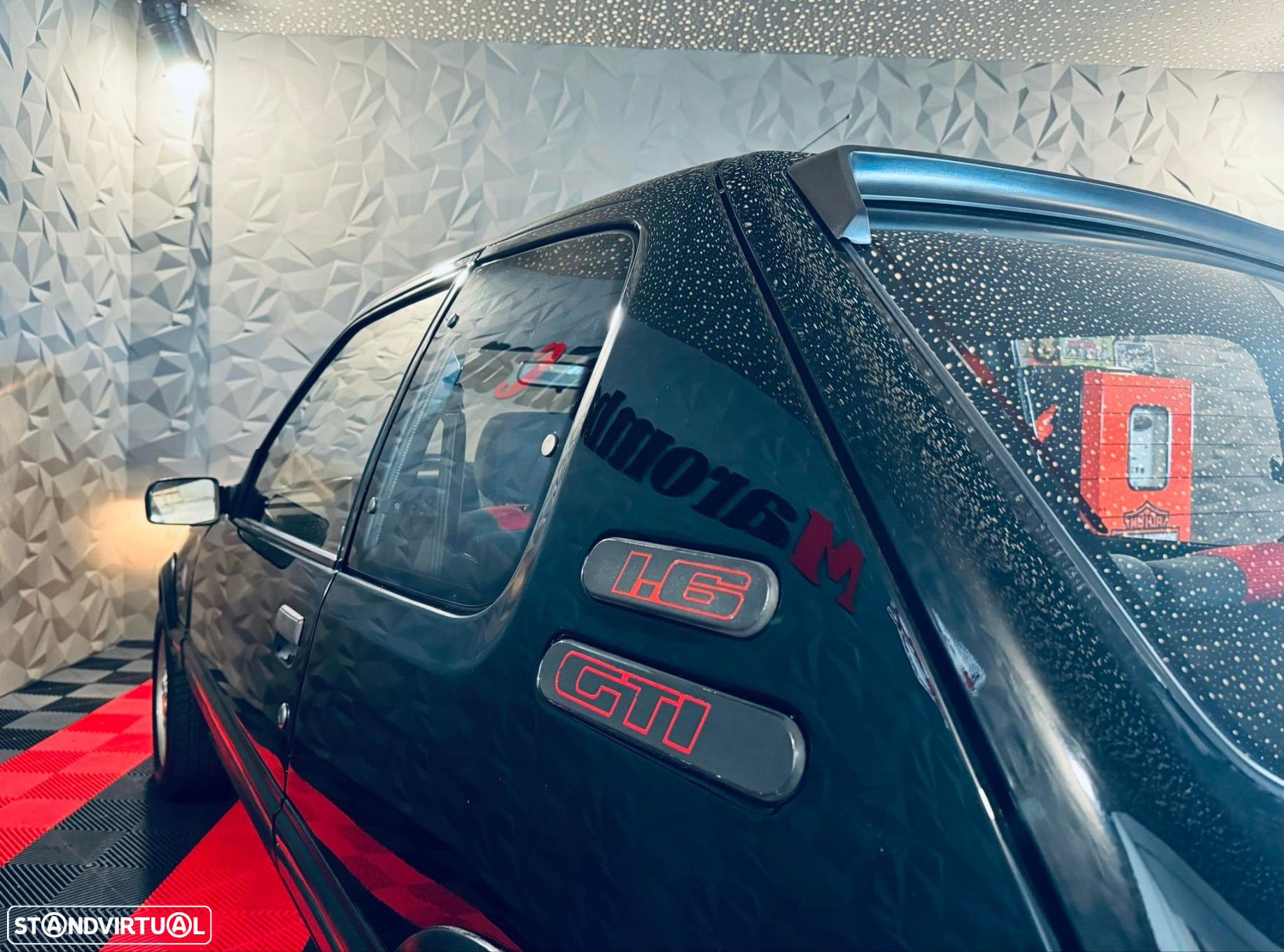 Peugeot 205 1.6 GTi - 12