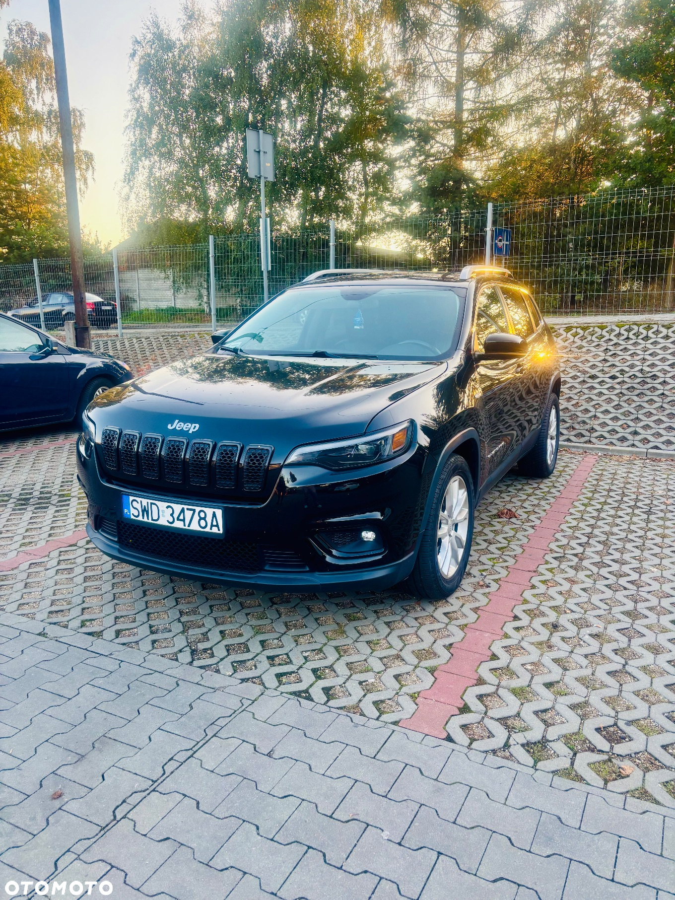 Jeep Cherokee - 3