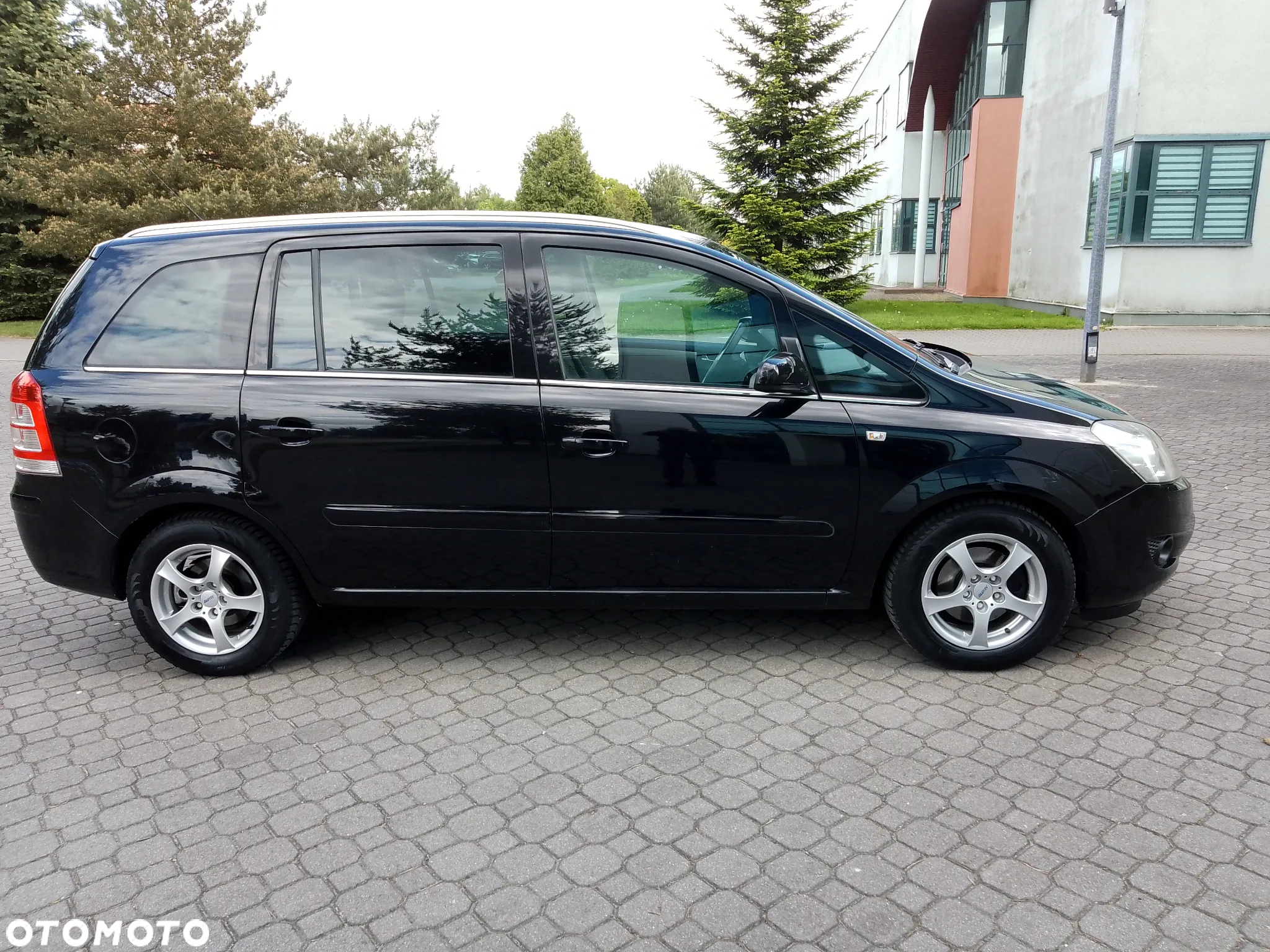 Opel Zafira 1.8 Innovation - 4