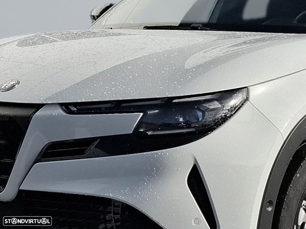 Alfa Romeo Junior 1.2 Speciale eDCT6 - 16