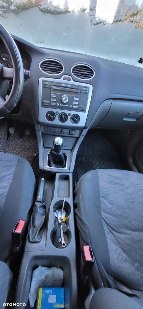 Ford Focus SW 1.6 Comfort - 6