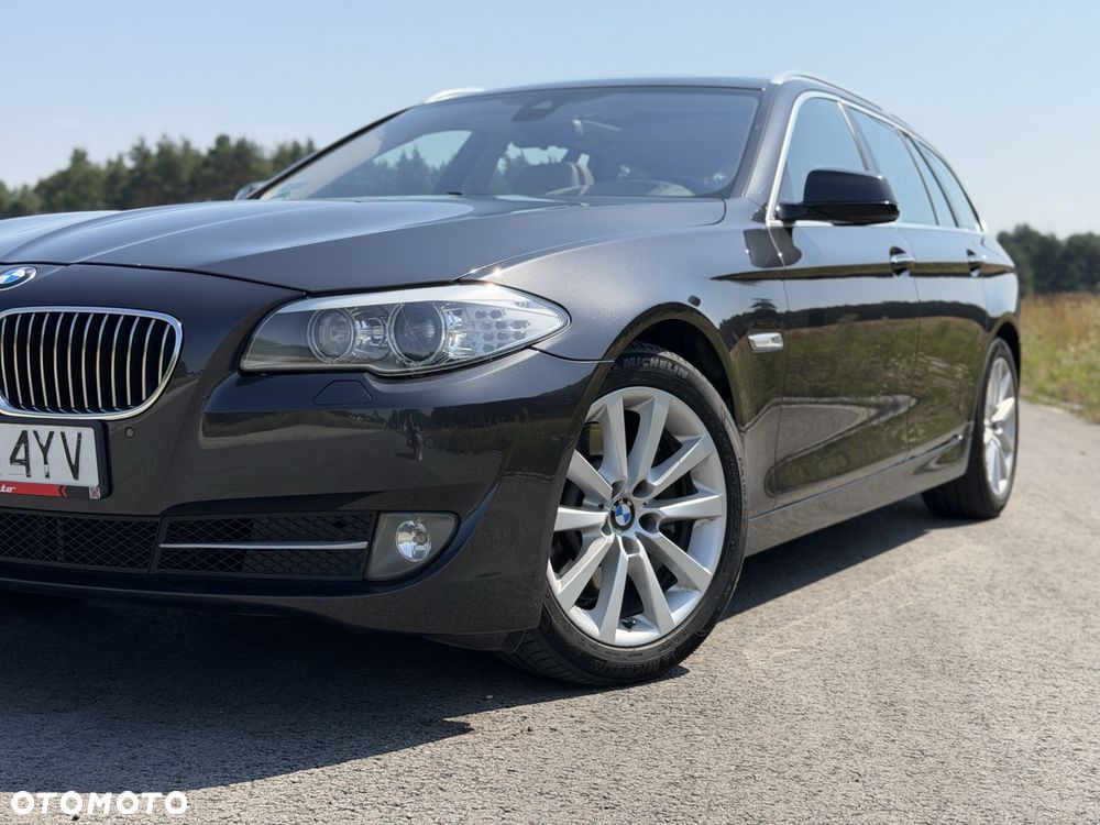 BMW Seria 5 525d xDrive Luxury Line - 8