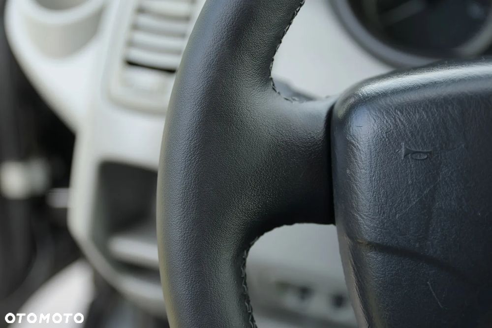 Opel Vivaro - 23