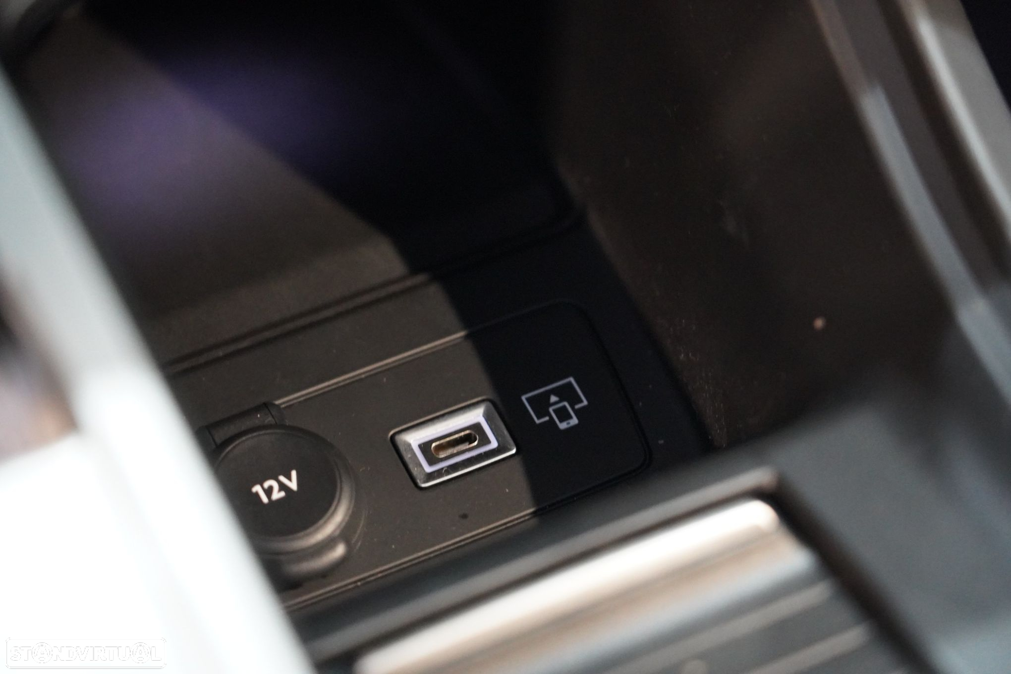 Peugeot 408 1.2 PureTech Allure EAT8 - 21