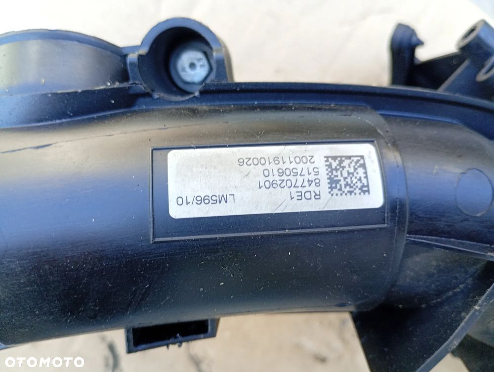 BMW G05 X5 3.0d 2019r KOLEKTOR SSĄCY 8477029-01 - 3