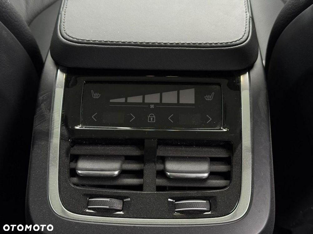 Volvo XC 90 - 18