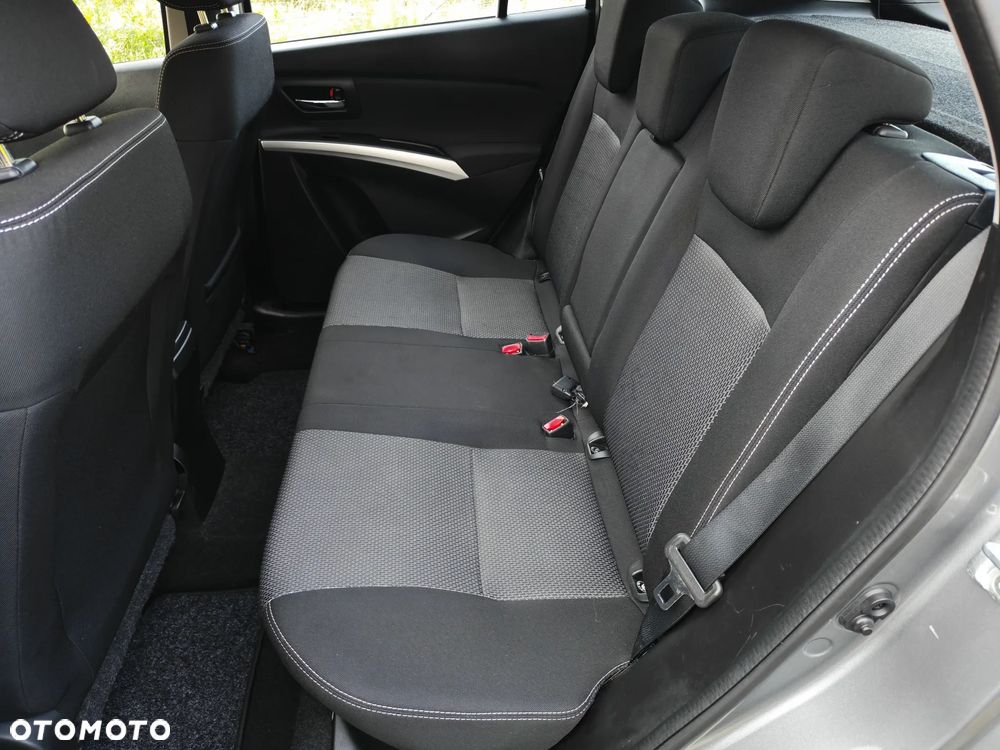 Suzuki SX4 S-Cross 1.6 DDiS 4x2 Comfort+ - 23