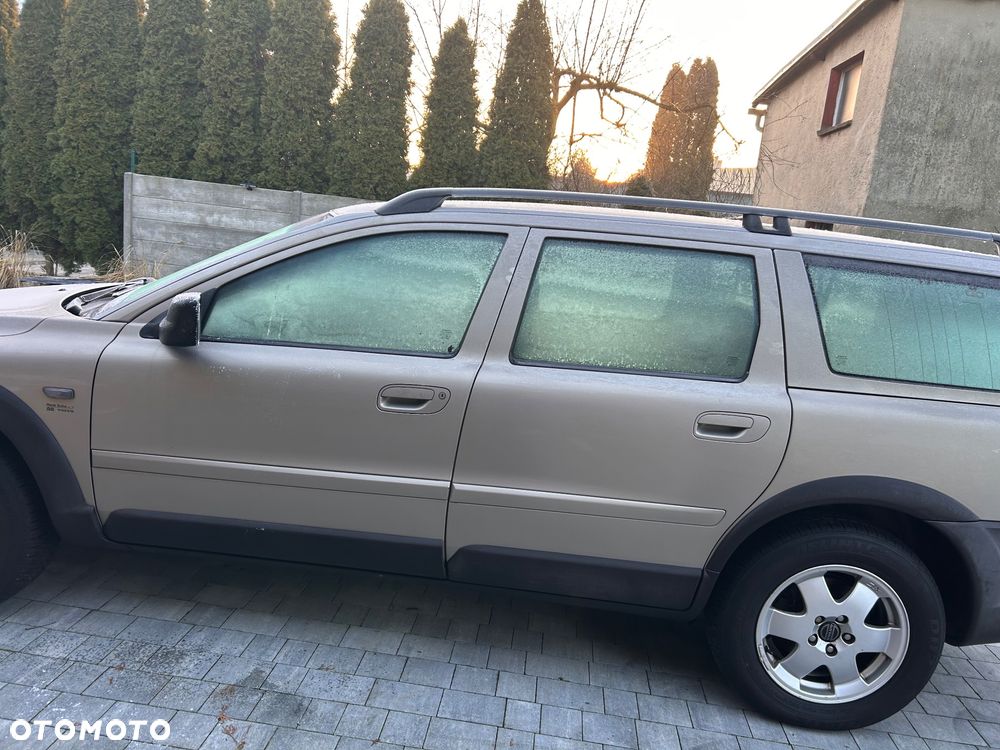 Volvo XC 70 AWD - 12
