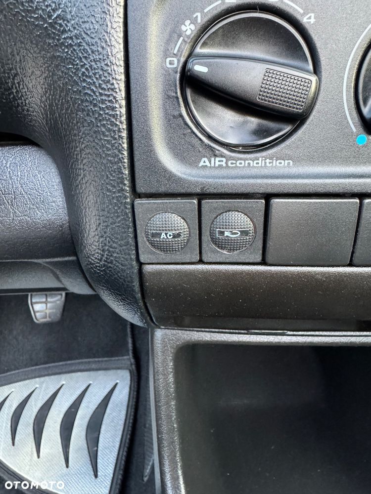 Volkswagen Golf - 13