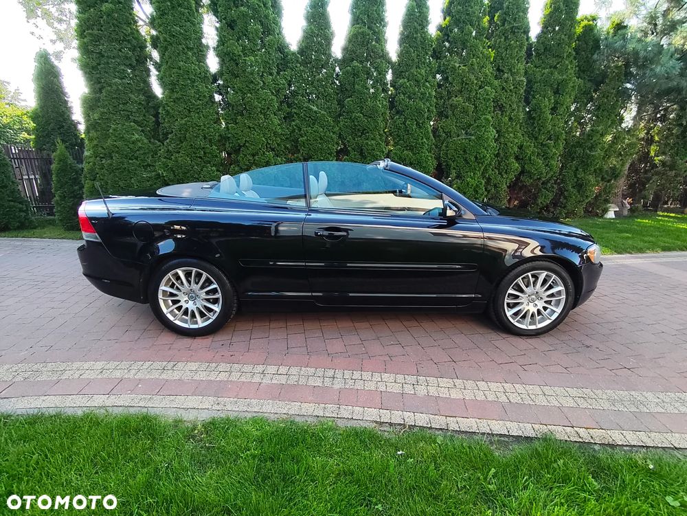 Volvo C70 2.4 Momentum - 4