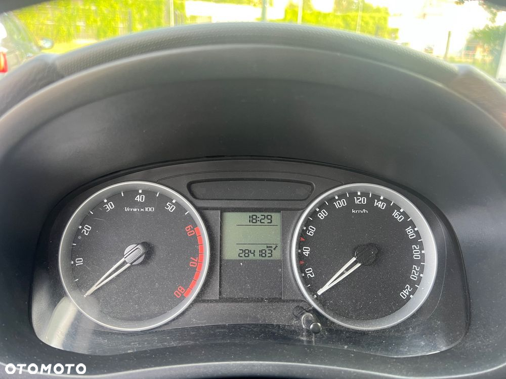 Skoda Fabia - 14