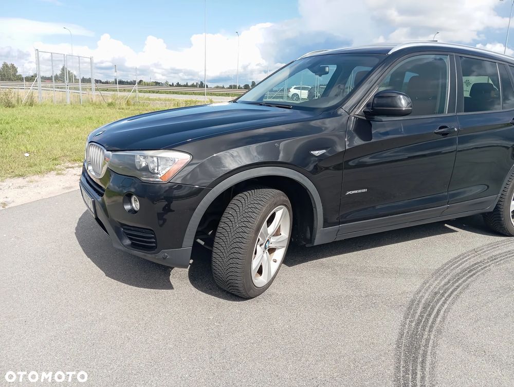 BMW X3 xDrive28i Sport-Aut xLine - 2