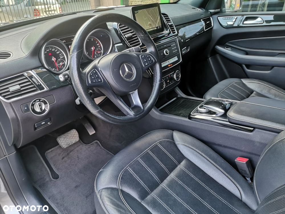 Mercedes-Benz GLS 400 4Matic 9G-TRONIC - 12