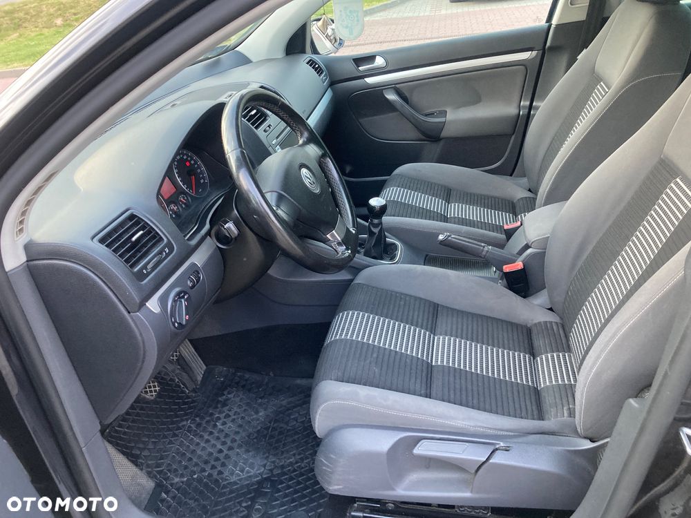 Volkswagen Golf 1.6 Comfortline - 7