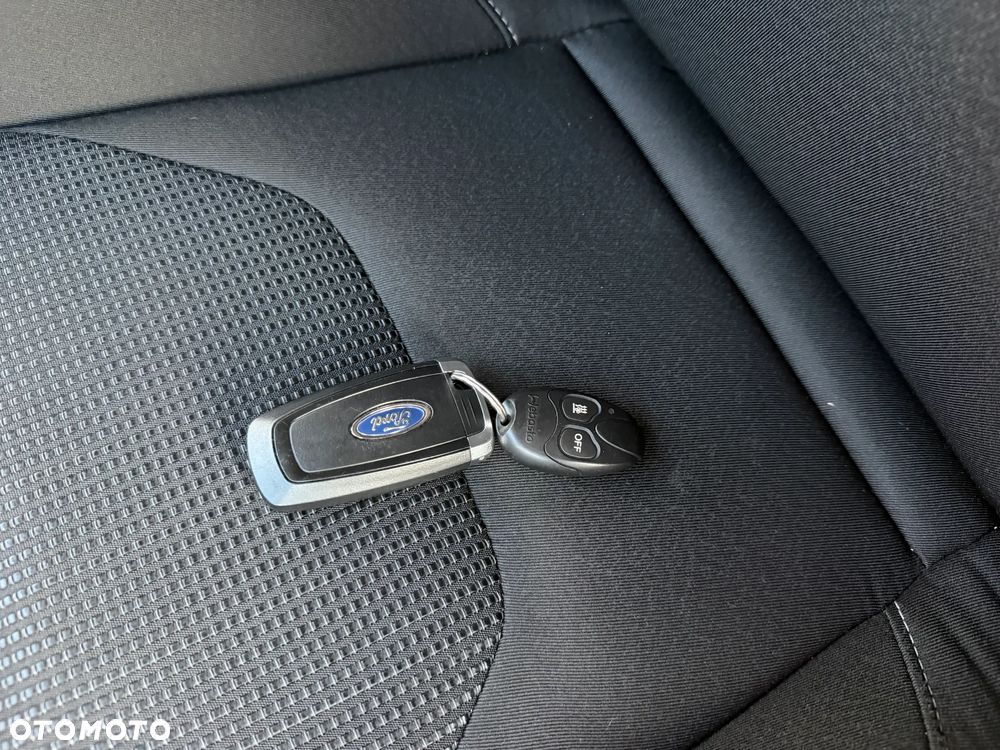 Ford Mondeo SW 2.0 EcoBlue Titanium - 29