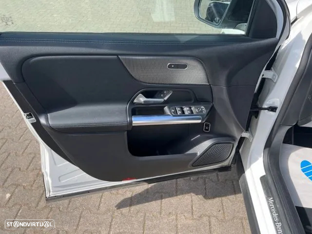 Mercedes-Benz GLA 250 e Progressive - 14
