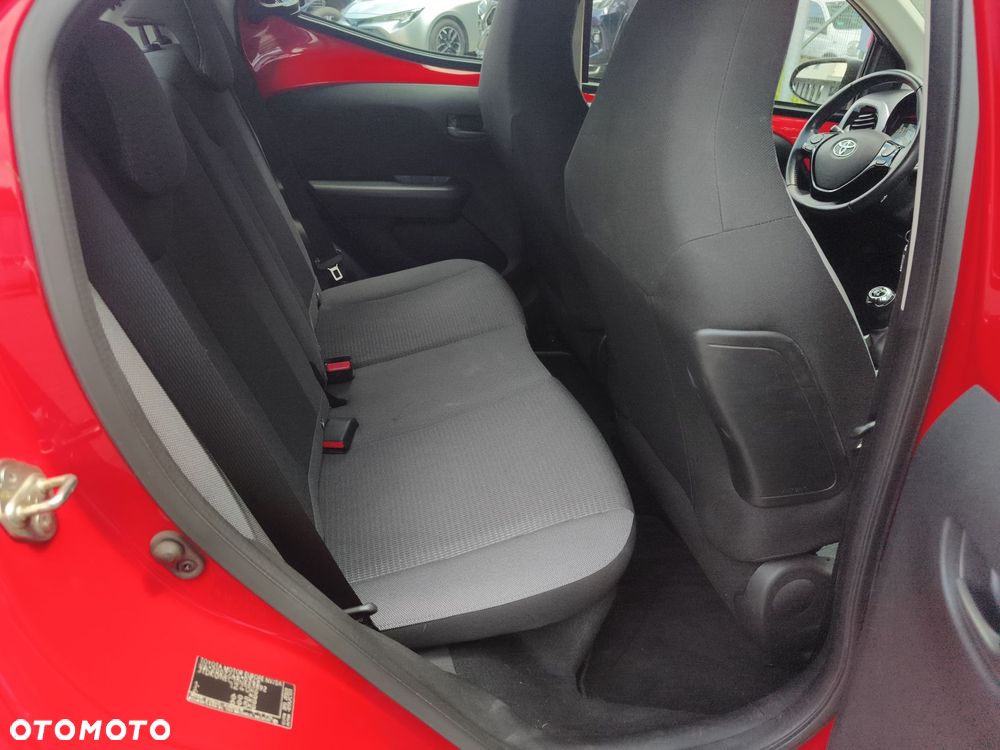 Toyota Aygo - 10