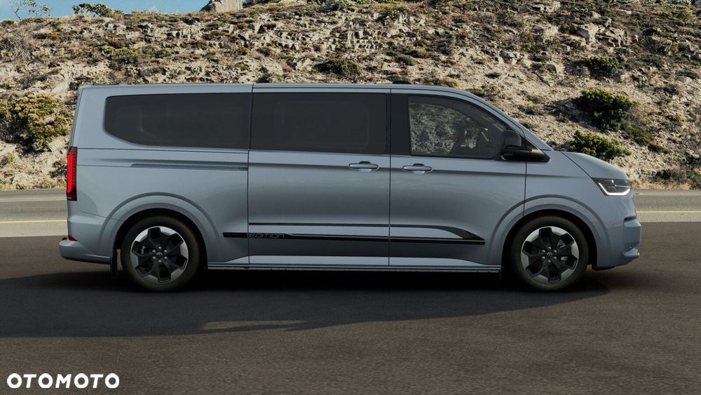 Volkswagen Caravelle - 9