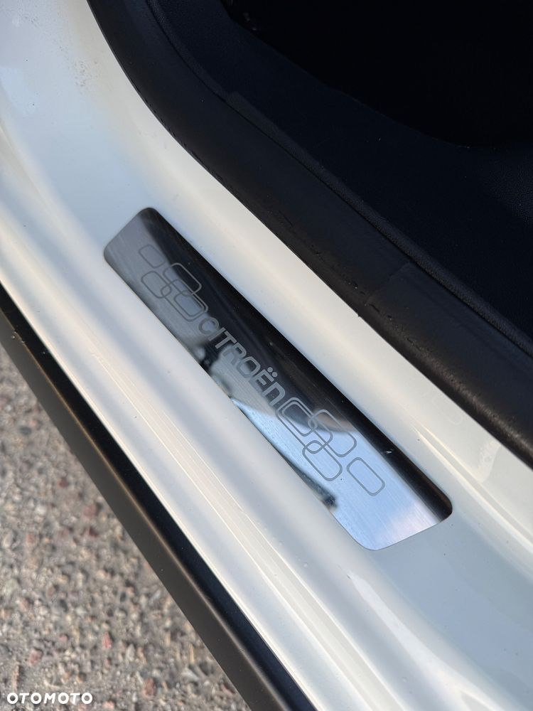 Citroën C3 1.2 PureTech Shine - 31