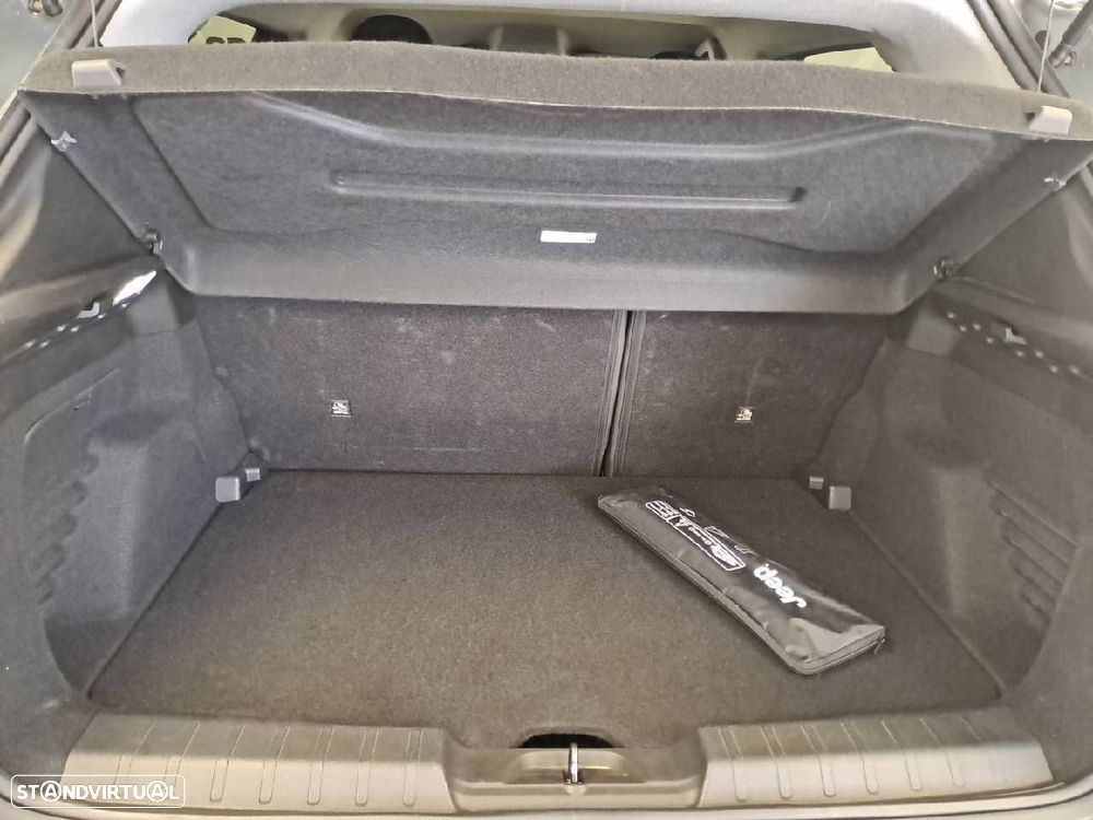 Jeep Avenger 1.2 GSE T3 Altitude - 6