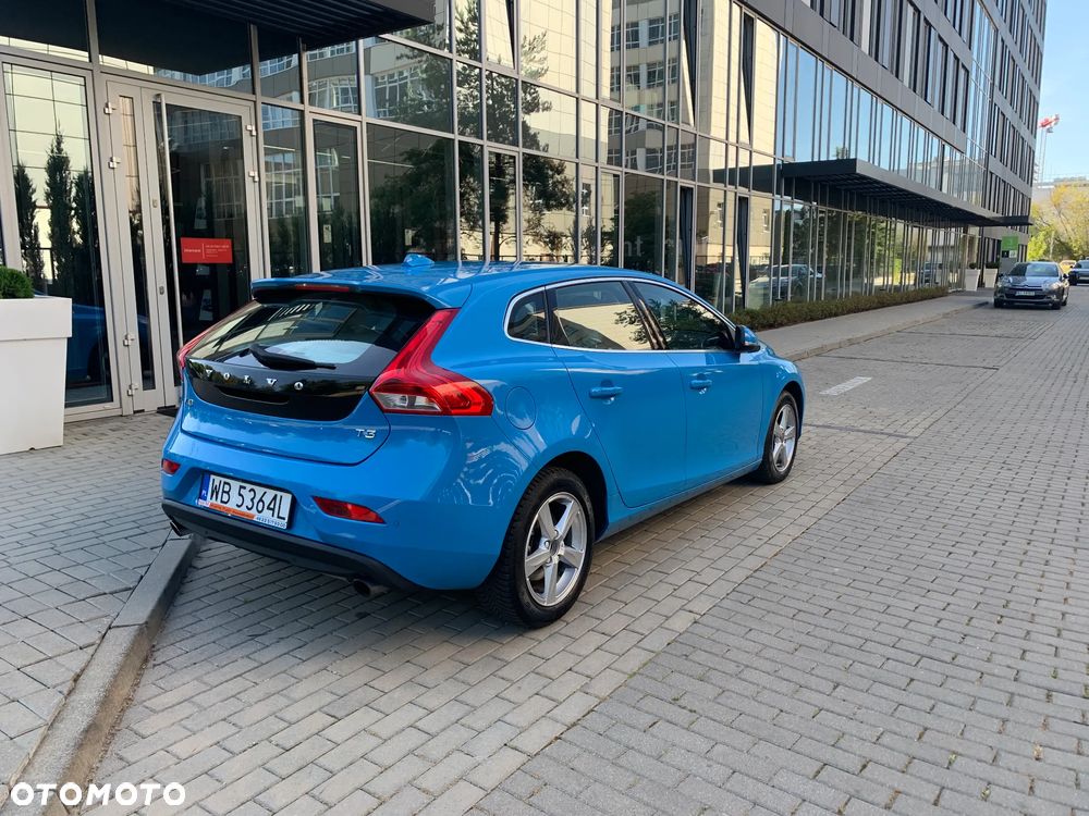 Volvo V40 T3 Drive-E Momentum - 5