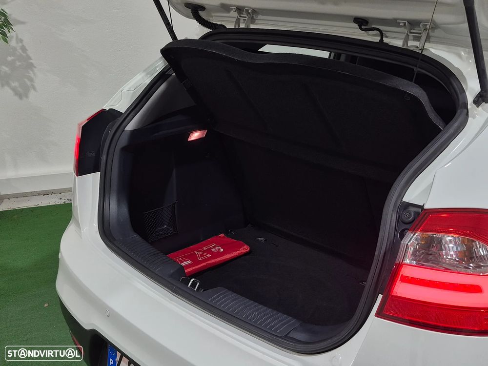 Kia Rio 1.2 CVVT LX - 27