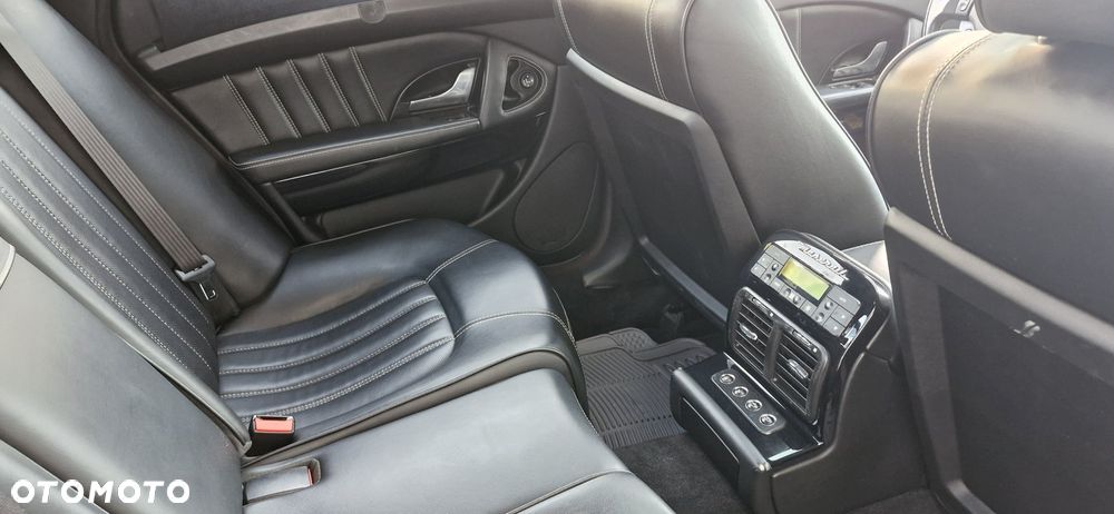 Maserati Quattroporte - 15