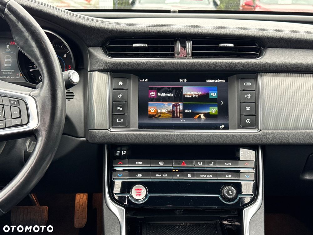 Jaguar XF 2.0 i4D Pure - 8