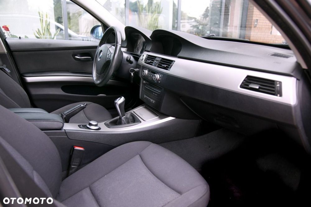 BMW Seria 3 - 8