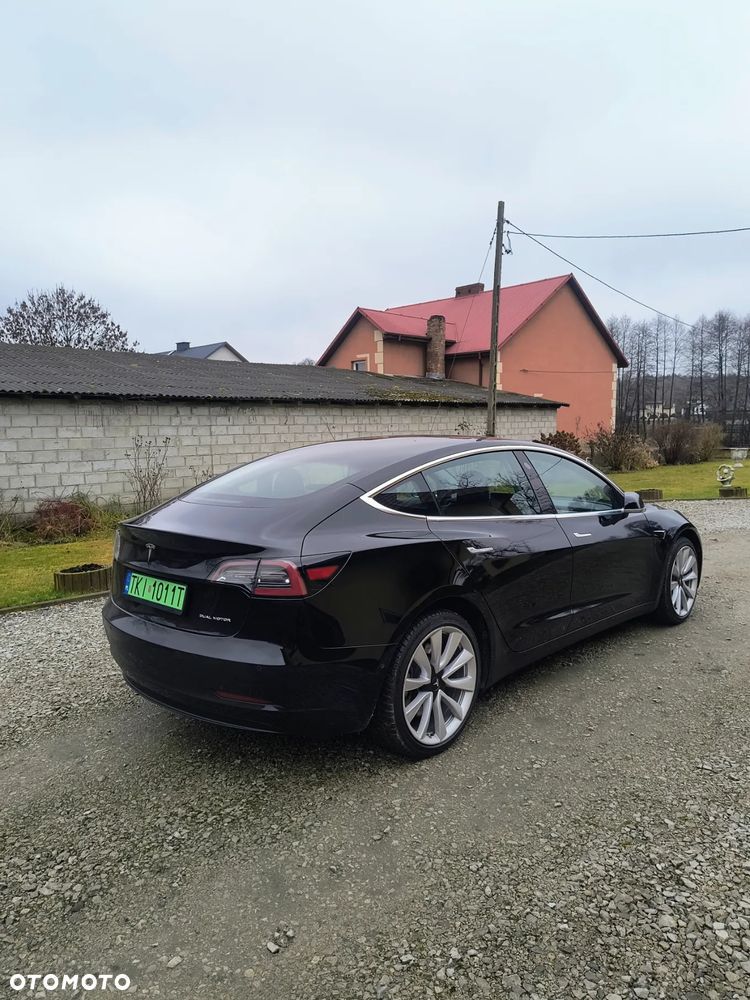 Tesla Model 3 - 6