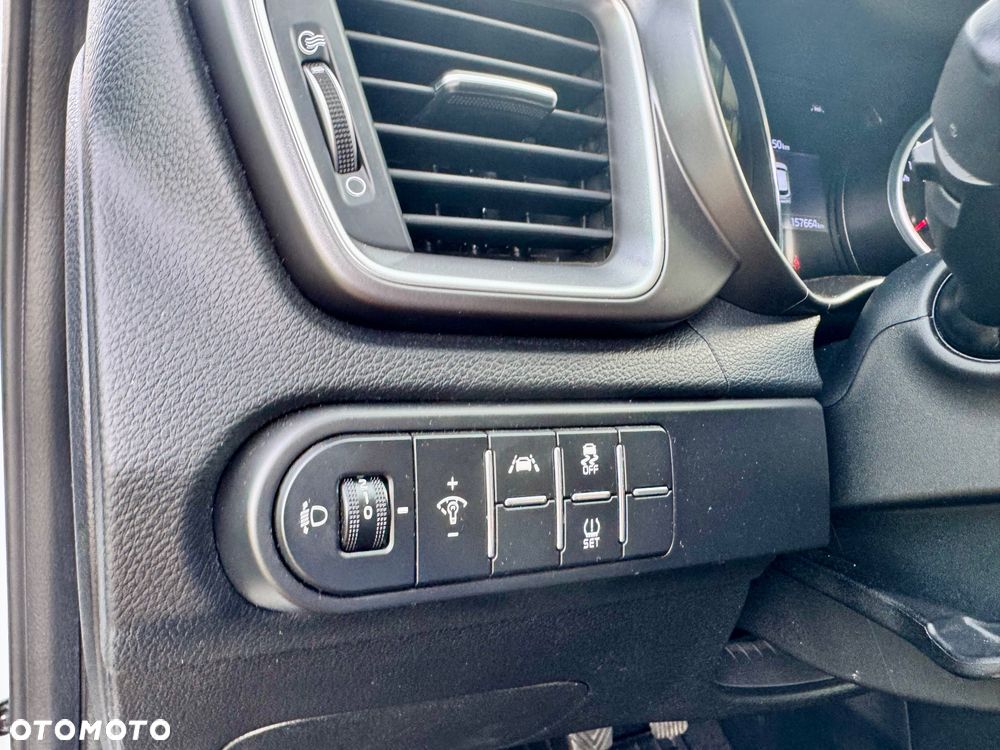 Kia Ceed 1.6 CRDi SCR L - 20