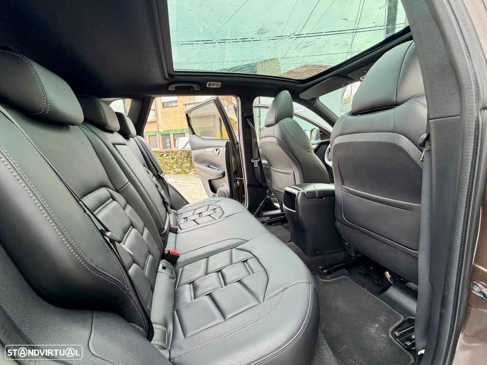Nissan Qashqai 1.2 DIG-T Tekna Premium S Alcantara - 11