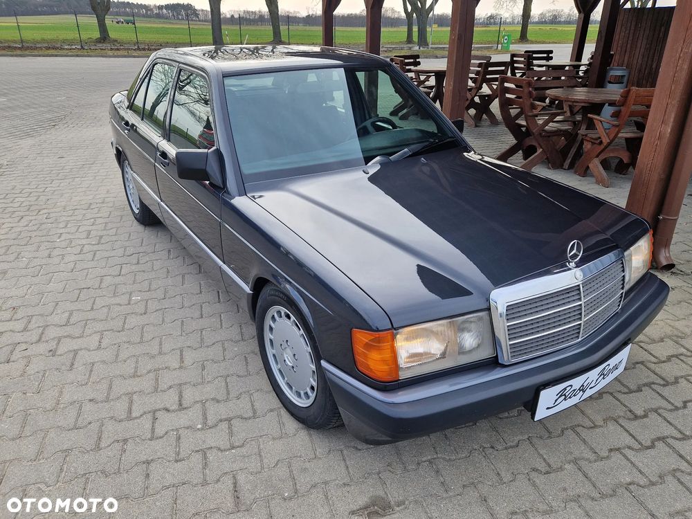Mercedes-Benz W201 (190) - 9