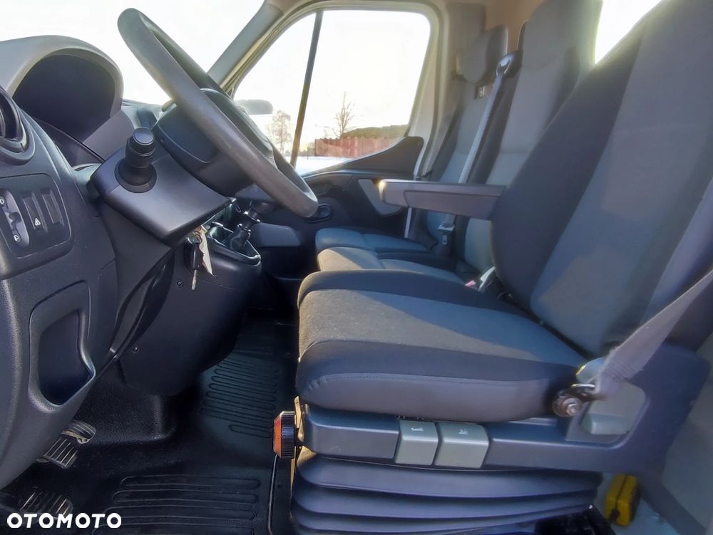Renault Master - 18