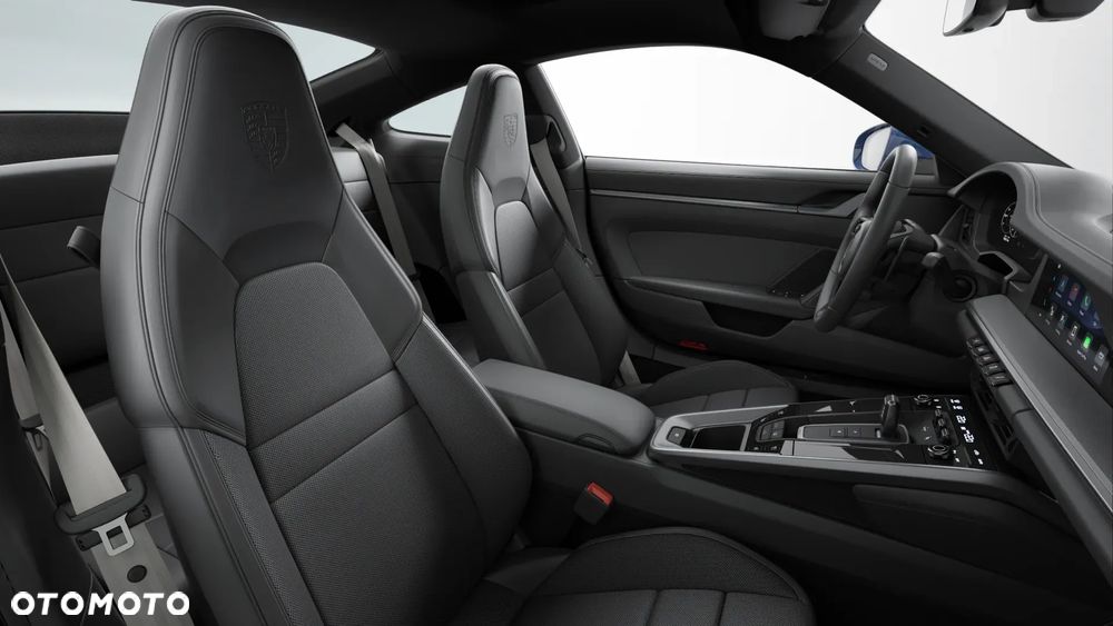 Porsche 911 Carrera - 8