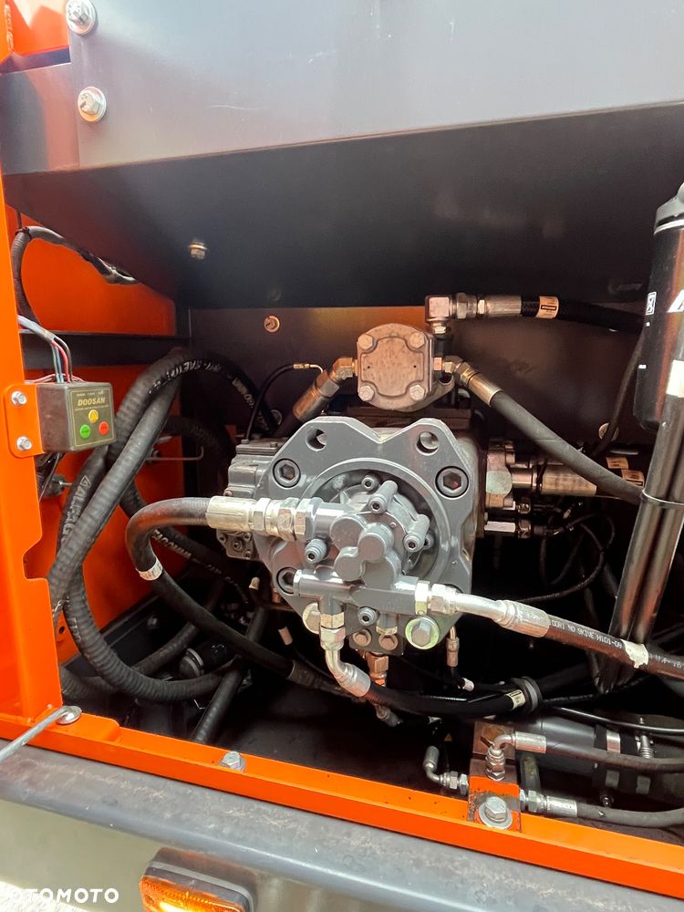 Doosan DX255LC-5 LEICA 3D Rototilt Szczypce koparka Gąsienicowa - 14