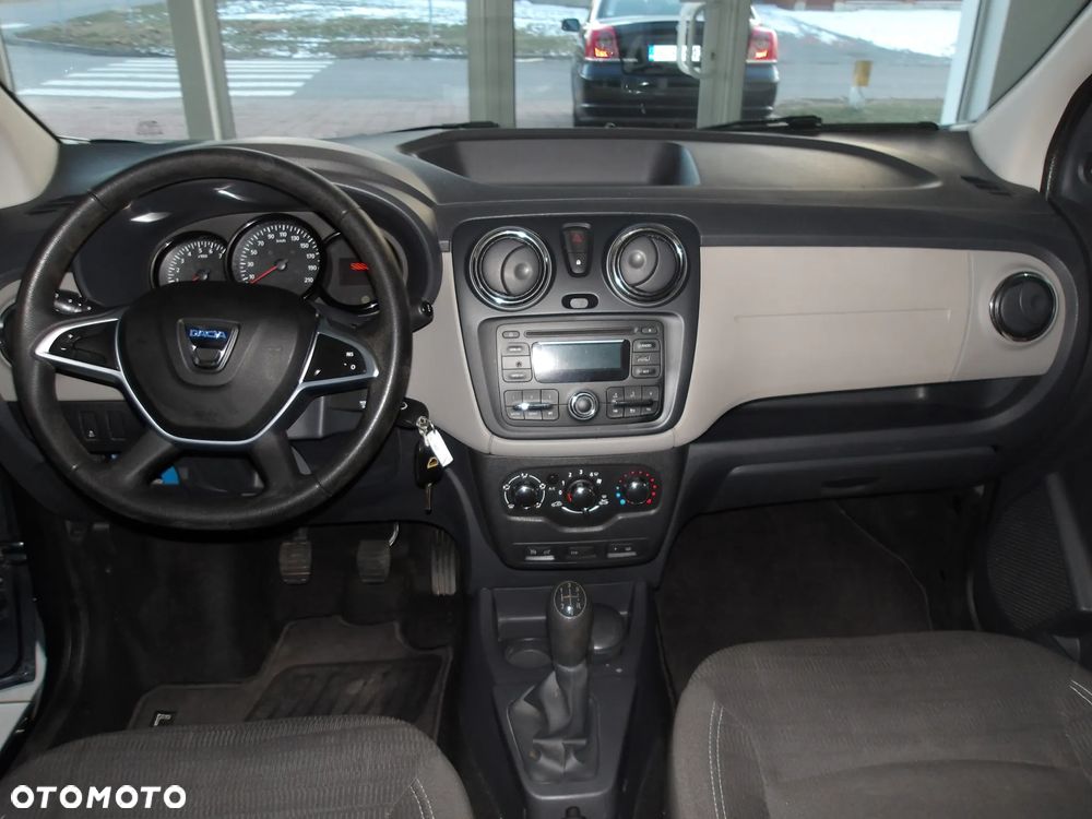 Dacia Lodgy 1.6 SCe Open S&S - 12