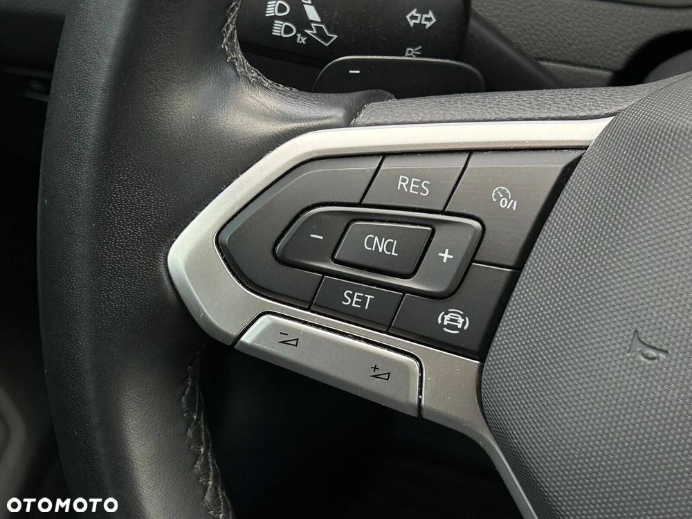 Volkswagen Passat 1.5 TSI EVO Essence DSG - 22