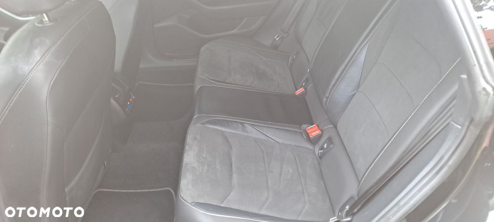 Volkswagen Arteon 2.0 TDI R-Line DSG - 21