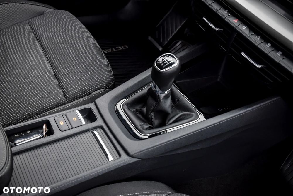 Skoda Octavia 1.0 TSI Ambition - 35