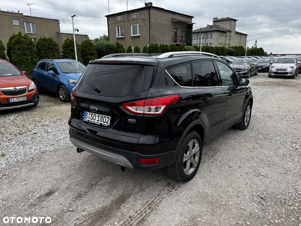 Ford Kuga 1.6 EcoBoost 2x4 Trend - 6