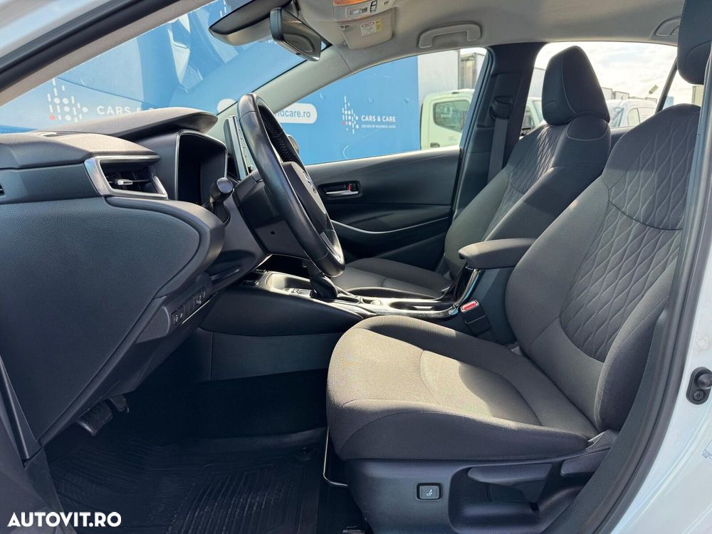 Toyota Corolla - 9