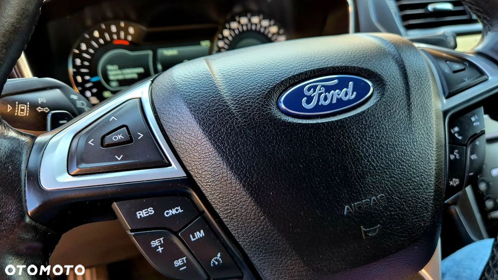 Ford Mondeo 2.0 EcoBlue Titanium - 30