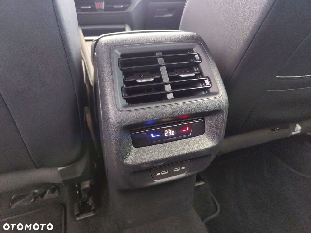 Volkswagen Tayron 1.5 eTSI mHEV Life Plus DSG - 14