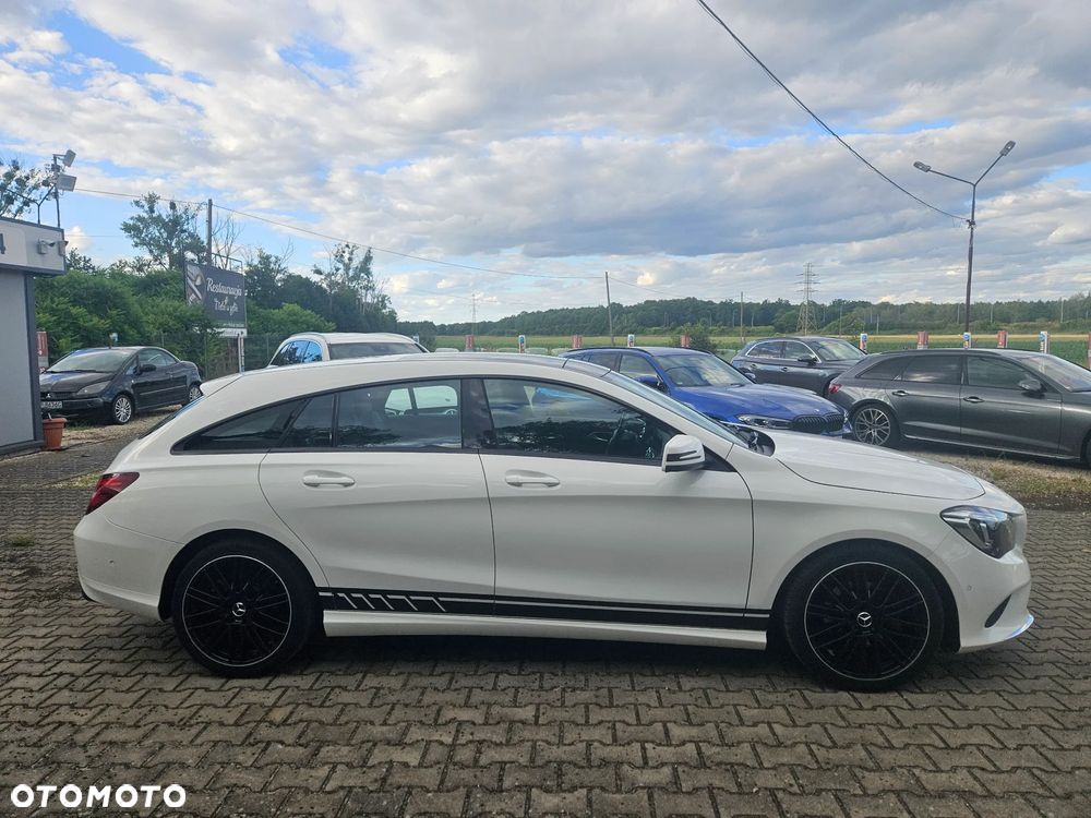 Mercedes-Benz CLA 200 UrbanStyle Edition - 5