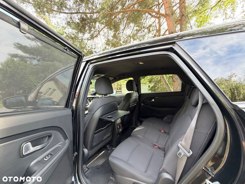 Kia Carens 2.0 GDI XL EU6 - 23