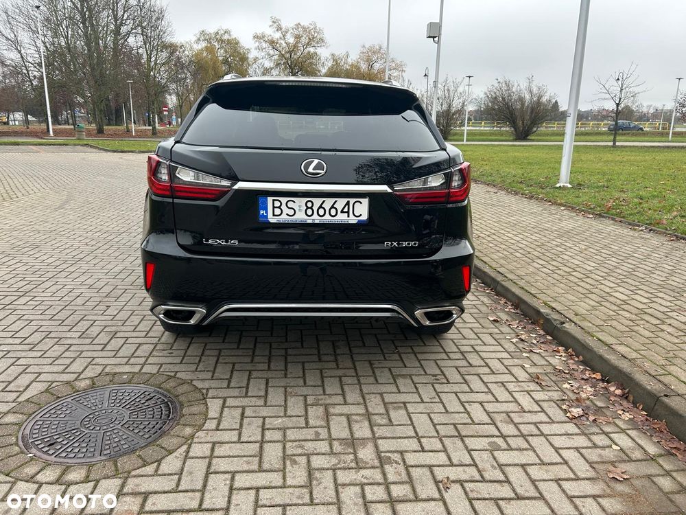 Lexus RX 300 F Sport - 4